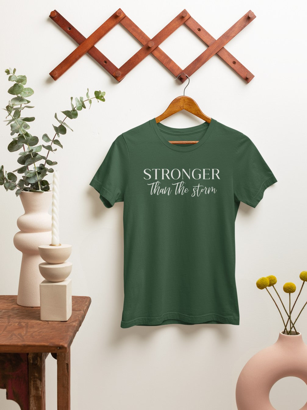 Stronger than the storm - Tshirt